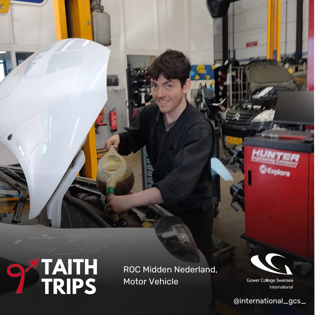 dyn ifanc yn gweithio ar gar / a young man working on a car